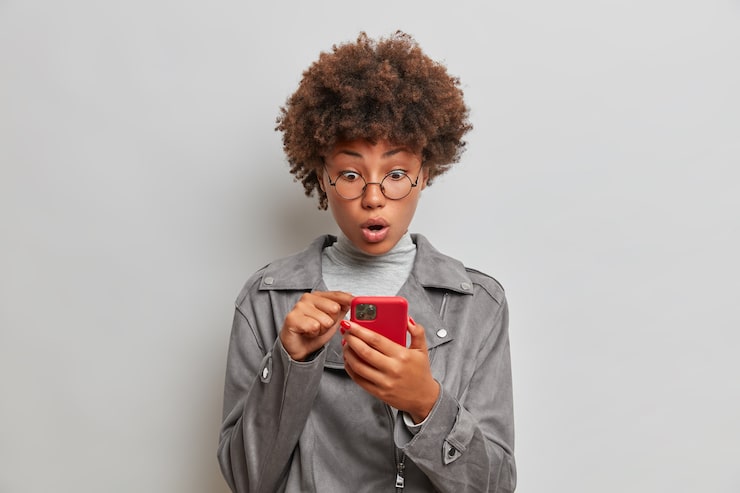 just_bought_a_new_phone_do_these_15_things_before_you_start_using_it